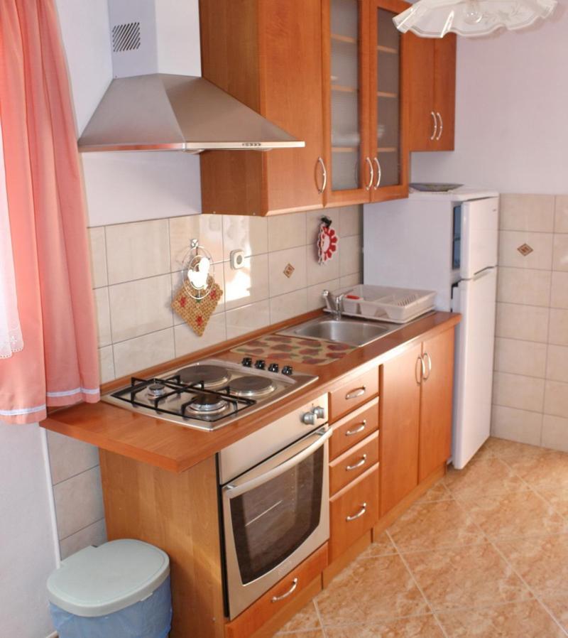 Apartments Biskup 普利拉卡 外观 照片